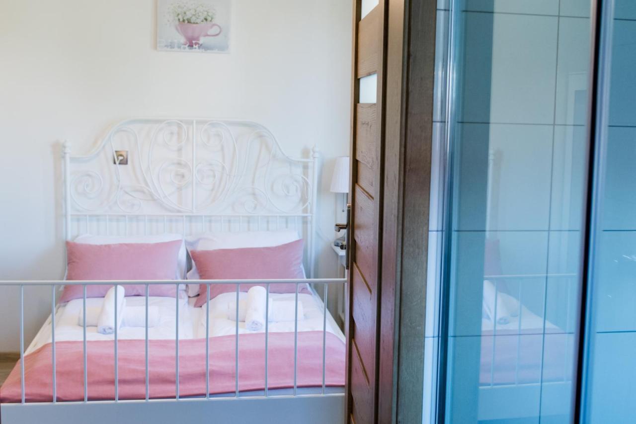 Harmony Hostel Zator Eksteriør bilde