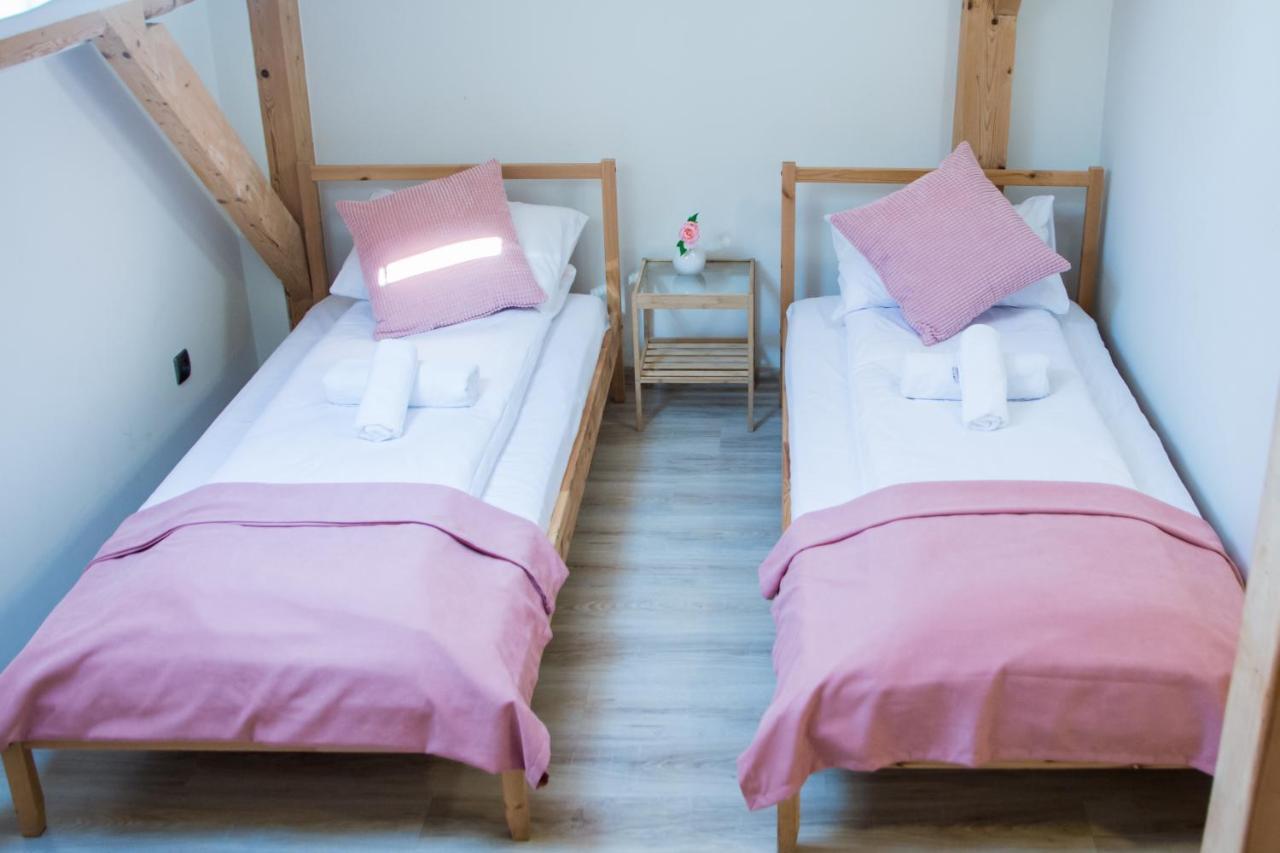 Harmony Hostel Zator Eksteriør bilde